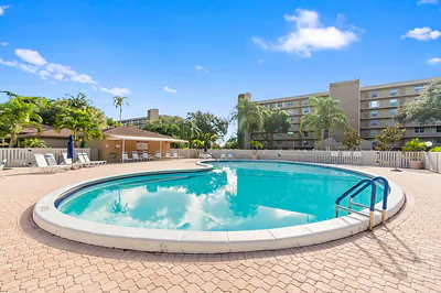 4570 NW 18th Avenue 609, Deerfield Beach, FL 33064 #609 Deerfield Beach FL