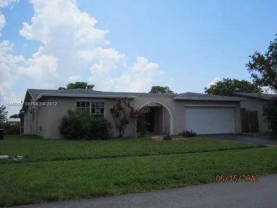 2371 NW 93rd Lane, Sunrise, FL 33322 Sunrise FL