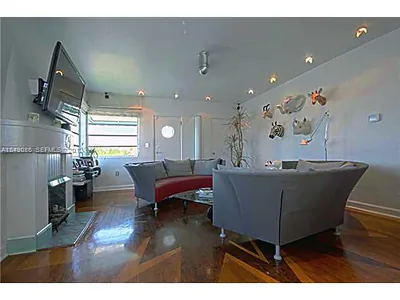1211 Pennsylvania Avenue PH, Miami Beach, FL 33139 #PH Miami Beach FL
