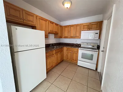 8287 NE Miami Ct 101 #101 Miami FL