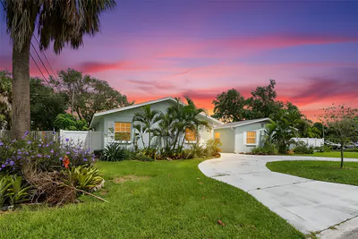 1101 81ST AVENUE N St Petersburg FL