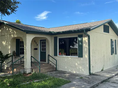 225 N SCENIC HIGHWAY Frostproof FL