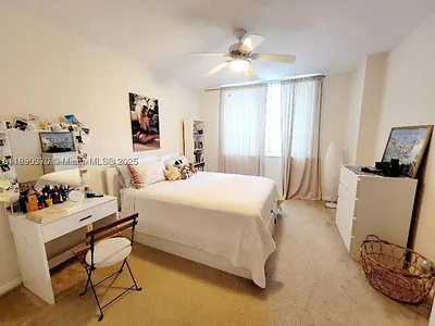 2000 N Bayshore Dr 226 #226 Miami FL