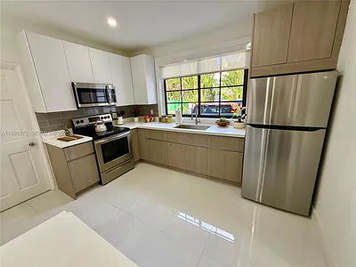 733 Michigan Ave 10 #10 Miami Beach FL