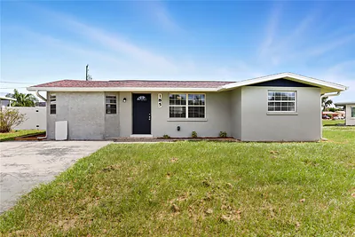 185 SALEM AVENUE NW Port Charlotte FL