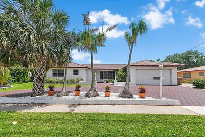 1500 NW 45th St Pompano Beach FL