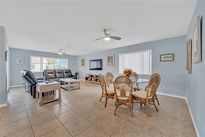 2401 RIVERBLUFF PARKWAY V240 #V240 Sarasota FL