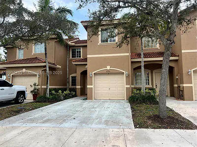 8564 SW 214th Way Cutler Bay FL
