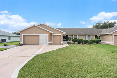 29418 SCHINNECOCK HILLS LANE San Antonio FL