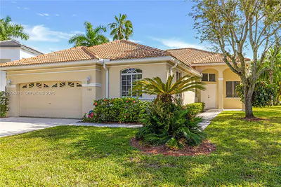1102 Camellia Cir Weston FL