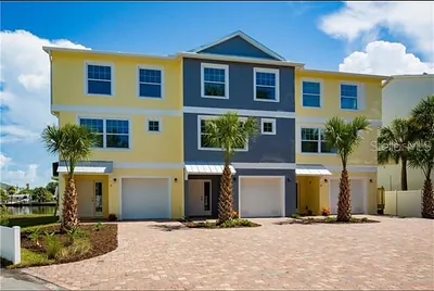 100 WINDRUSH BOULEVARD 2 #2 Indian Rocks Beach FL
