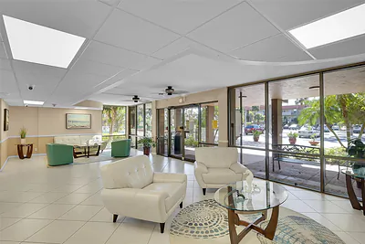 777 S Federal Highway Ph 4, Pompano Beach, FL 33062 #Ph 4 Pompano Beach FL