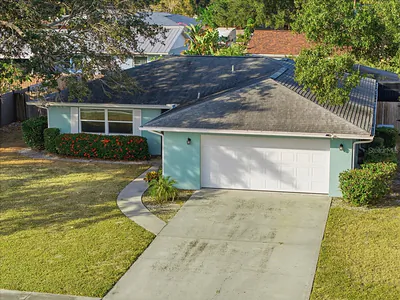 5883 WHISTLEWOOD CIRCLE Sarasota FL