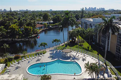 3040 NE 16th Ave 216 #216 Oakland Park FL