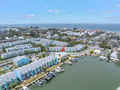 100 WINDRUSH BOULEVARD 1 #1 Indian Rocks Beach FL