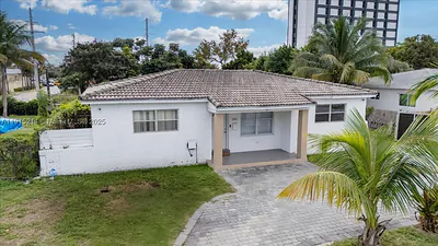 640 NE 168th St North Miami Beach FL