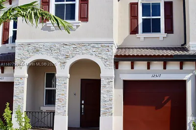 12517 NW 23rd Pl Miami FL