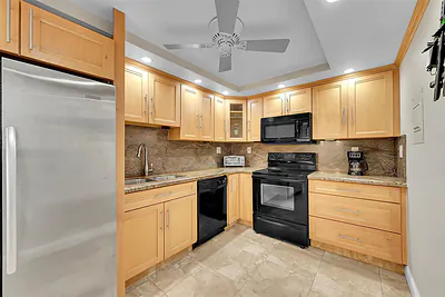 525 N Ocean Boulevard 919, Pompano Beach, FL 33062 #919 Pompano Beach FL