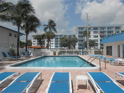 4540 N Ocean Drive 210, Lauderdale-By-The-Sea, FL 33308 #210 Lauderdale By The Sea FL