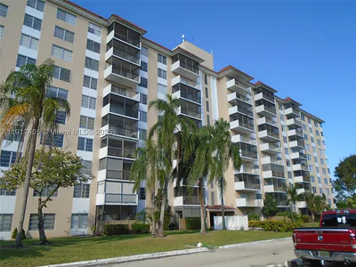 4174 Inverrary Dr 1003 #1003 Lauderhill FL