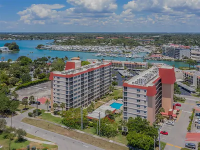 232 SAINT AUGUSTINE AVENUE 102 #102 Venice FL