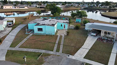 6067 MERRIL STREET North Port FL