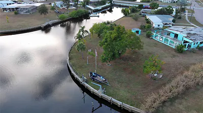 6067 MERRIL STREET North Port FL