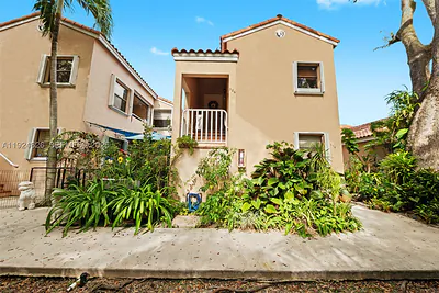 11840 SW 80th St 526 #526 Miami FL