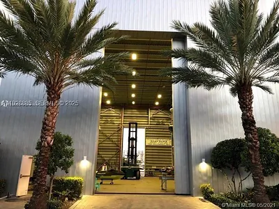 400 Sunny Isles Blvd DD414 Sunny Isles Beach FL
