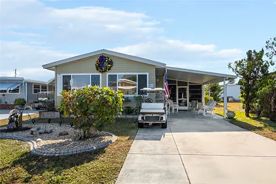 533 FLEETWOOD STREET North Port FL