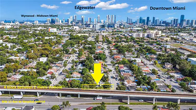 1189 NW 26 St Miami FL