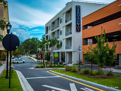 302 SE BROADWAY STREET 110 #110 Ocala FL