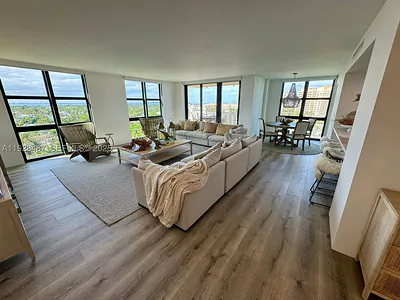1121 Crandon Blvd E1001 #E1001 Key Biscayne FL
