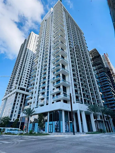 11 NE 6th 2813 #2813 Miami FL