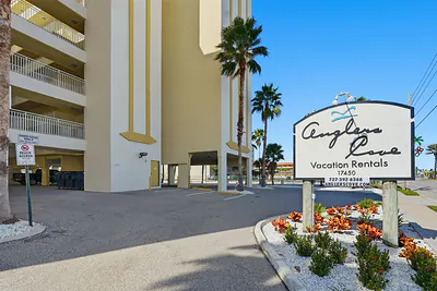 17450 GULF BOULEVARD 104 #104 Redington Shores FL