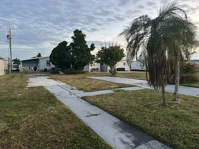 539 FLEETWOOD STREET North Port FL