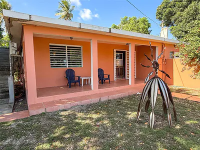 149 CALLE FLAMBOYAN Vieques PR