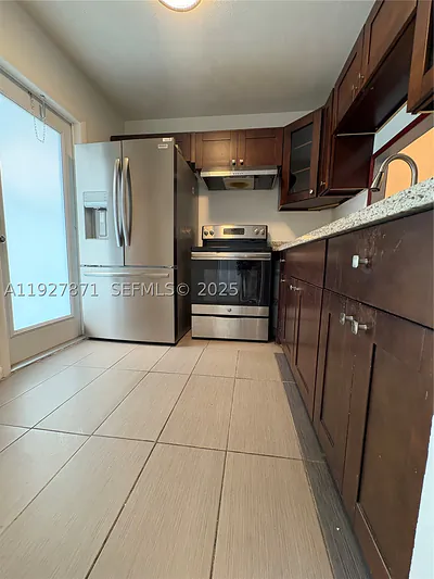 4441 NW 16th St J102 #J102 Lauderhill FL