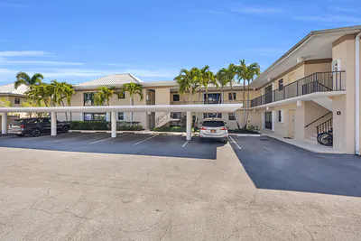 4 SE Turtle Creek Drive E, Jupiter, FL 33469 #E Jupiter FL