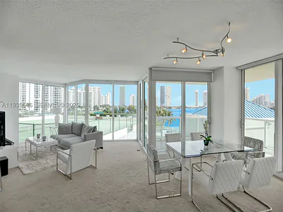 3370 Hidden Bay Dr 508 #508 Aventura FL