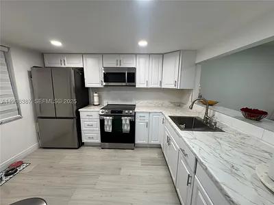 900 Colony Point Cir 218 #218 Pembroke Pines FL