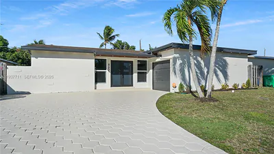 8651 NW 24th St Sunrise FL