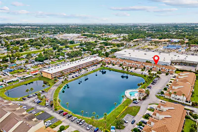 6400 46TH AVENUE N 16 #16 Kenneth City FL