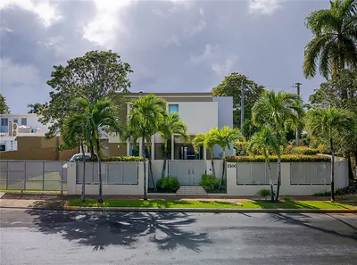2200 CACIQUE STREET San Juan PR