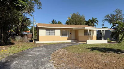6817 SW 10th Street, Pembroke Pines, FL 33023 Pembroke Pines FL