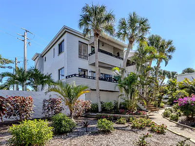 1555 TARPON CENTER DRIVE 247 #247 Venice FL