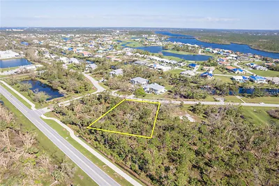 10121 CREEKSIDE DRIVE Placida FL