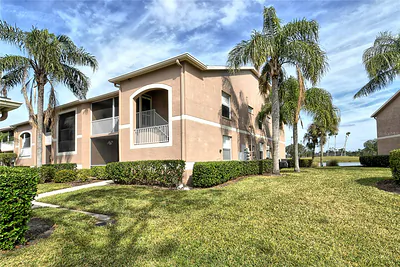 5251 MAHOGANY RUN AVENUE 526 #526 Sarasota FL