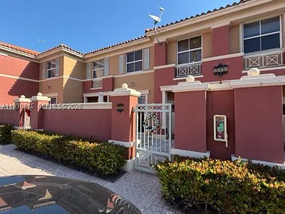 6015 NW 116th Pl 465 #465 Doral FL