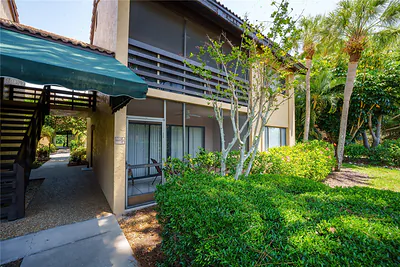 5685 ASHTON LAKE DRIVE #2 Sarasota FL